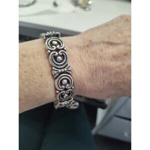 Brighton Contempo Bracelet Silver Tone 7.5" Long Swirl Heart Pattern Dangle